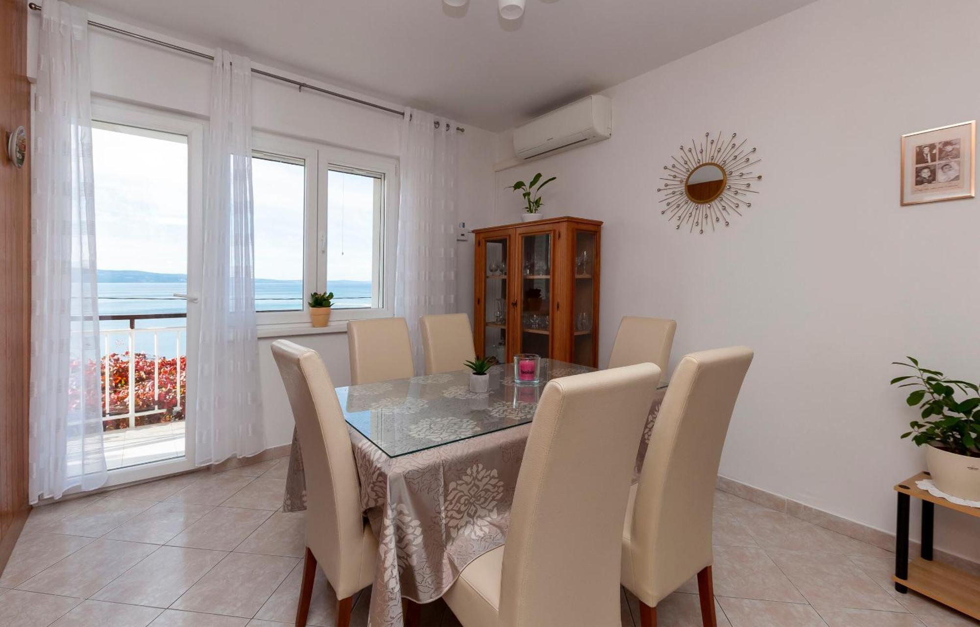 Apartment And Rooms Tatjana Omis Ngoại thất bức ảnh