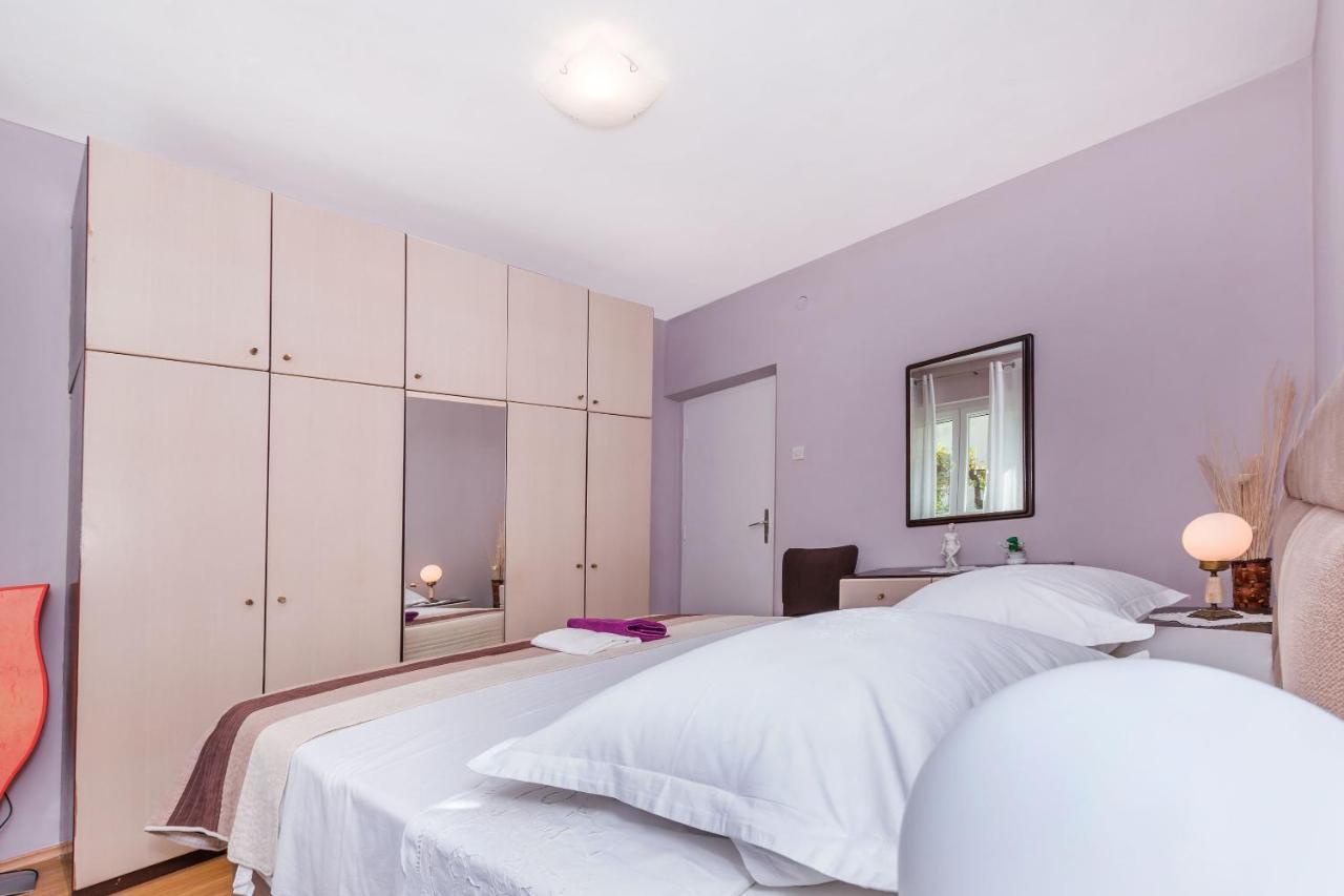 Apartment And Rooms Tatjana Omis Ngoại thất bức ảnh